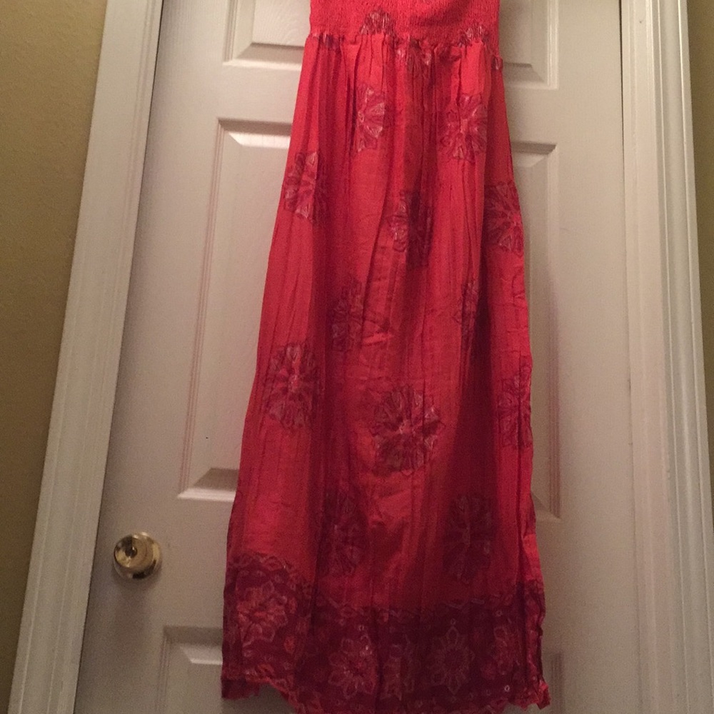 Dress - Picture 3 of 4